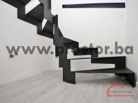 8 Stepenice pristup galeriji