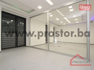 Unfurnished renovated office space in Skenderija