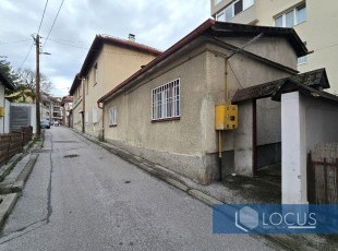 Registered house with a gross floor area of 50m2 on a plot of 62m2 in an extremely attractive part of the city, Bjelave settlement, Centar Municipality