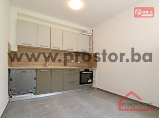 Unfurnished 2bdr house with a parking and garden-75m2 - FOR RENT
