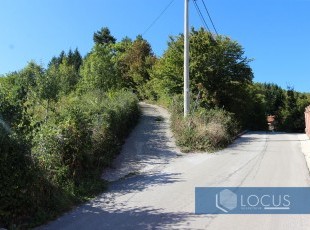 Land plot with a registered area of 591 m² in a quiet and accessible location with an open view, Kakrinjski put street, Rakovica, Ilidža