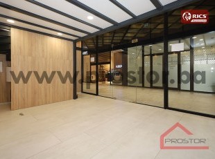 Multipurpose office space in a private house with portals, Vraca