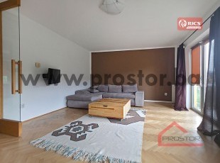 Komforan dvosoban stan, dvostrano orijentisan, miran dio grada – naselje Šip