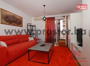 Lijepo uređen manji stan od 31m2 na dobroj lokaciji, Stup