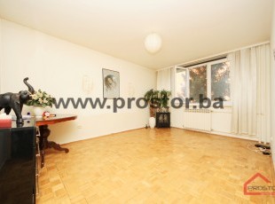 Refurbished 2BDR Apartment on the First Floor at Alipašino Polje, Sarajevo - SOLD!