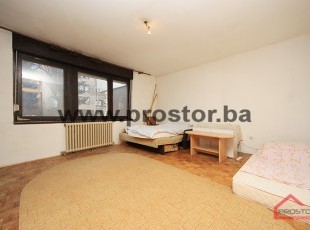 Cosy Studio Apartment on the Ground Floor near Boulevard at Dobrinja, Sarajevo - SOLD!