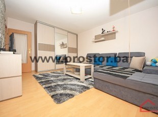 Fully Renovated Functional Studio Apartment on the Ground Floor at Švrakino Selo , Sarajevo - SOLD!