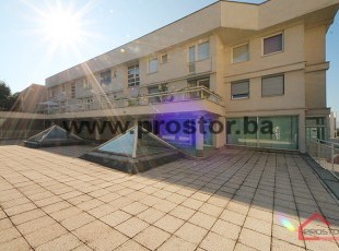 Spacious business premises with a wide front portal in the vicinity of the hospital Koševo, neighborhood Breka - SOLD!