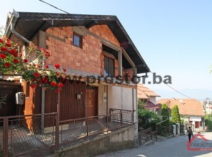 Three floor family house approx. 180sqm and yard on 300sqm land plot in an accessible location, Boljakov Potok, Novi Grad, Sarajevo - SOLD!